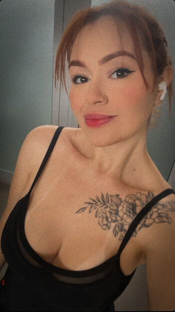 Full leaked Sweet girl private onlyfans photo