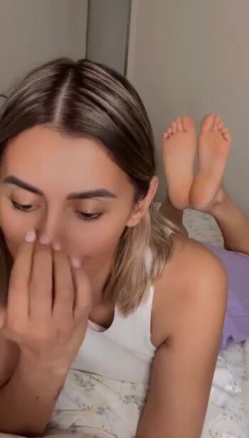 Full leaked Sweet girl page private onlyfans photo