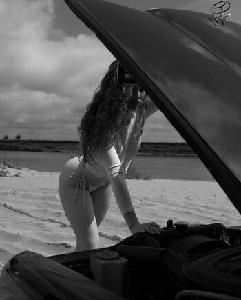 Full leaked Sweet peach lina private onlyfans photo