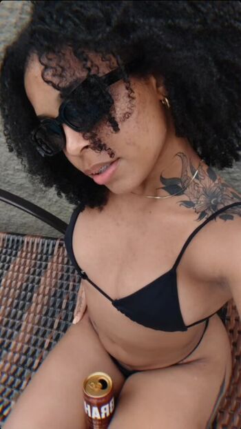 Full leaked Sweet poison private onlyfans photo