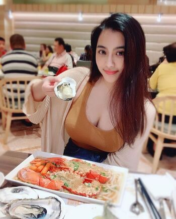 Full leaked Sweet private onlyfans photo