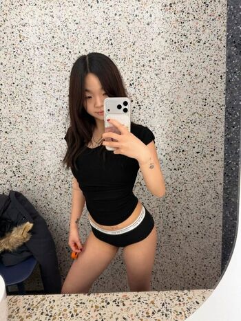 Full leaked Sweetasianchick page private onlyfans photo