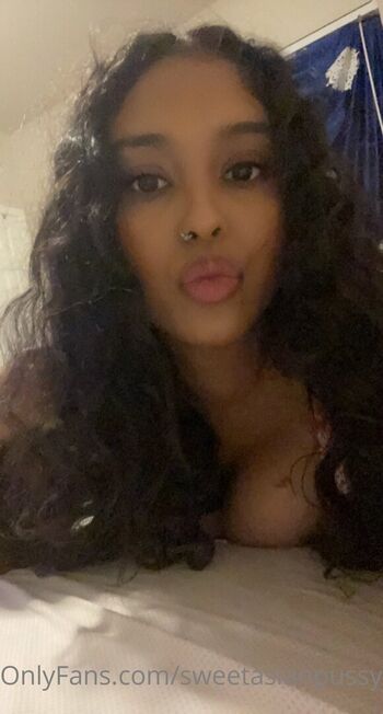 Full leaked Sweetasianpussy private onlyfans photo