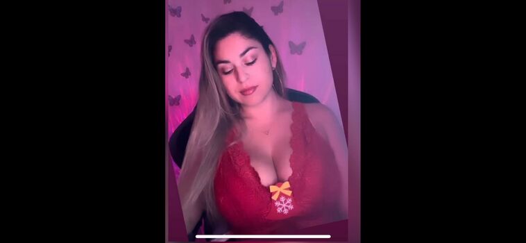 Full leaked Sweetfacegoeslive private onlyfans photo