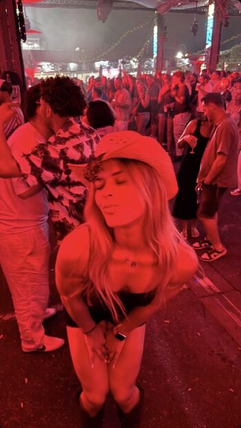 Full leaked Sweetja private onlyfans photo