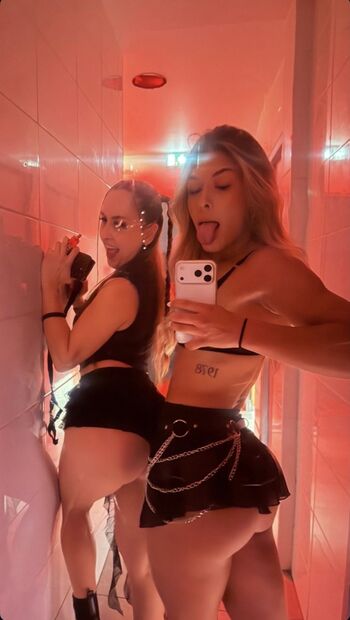 Full leaked Sweetja private onlyfans photo