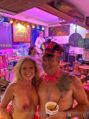 Full leaked Sweetndirtycouple private onlyfans photo