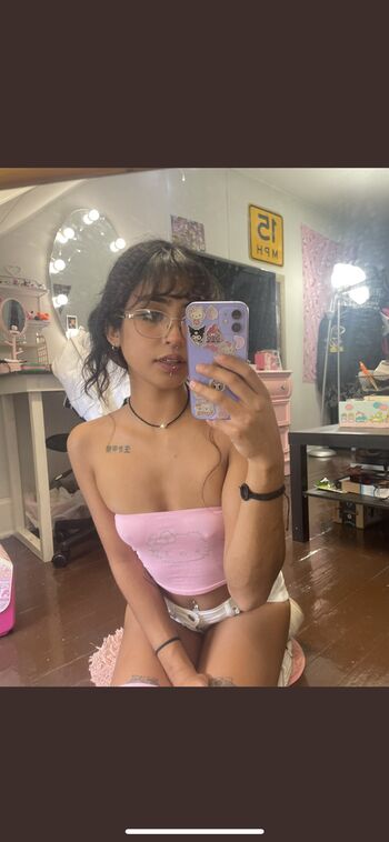 Full leaked Sweetnek private onlyfans photo