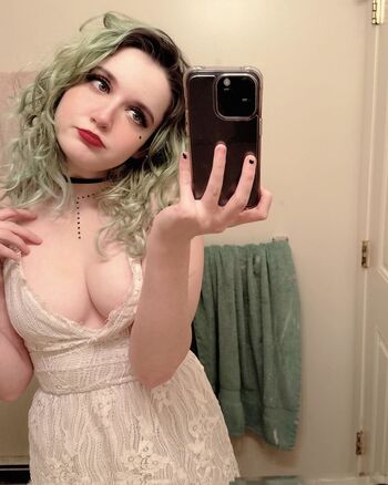 Full leaked Sweetpetites private onlyfans photo