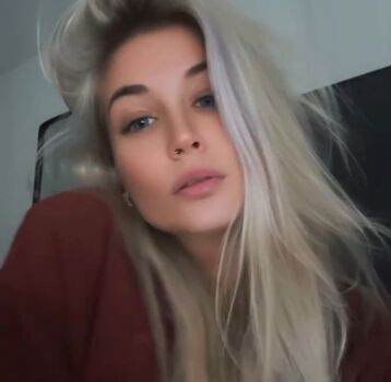 Full leaked Sweetskinn private onlyfans photo