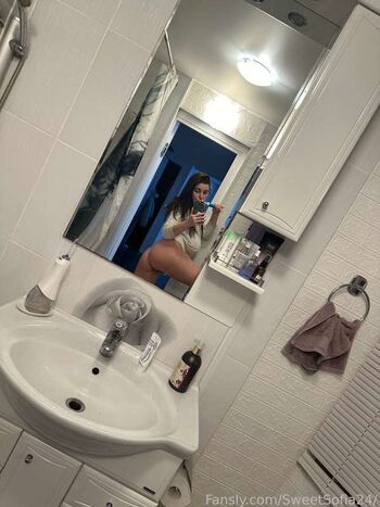 Full leaked Sweetsofia private onlyfans photo