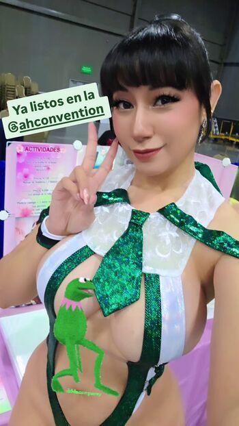 Full leaked Sweetykinomoto private onlyfans photo