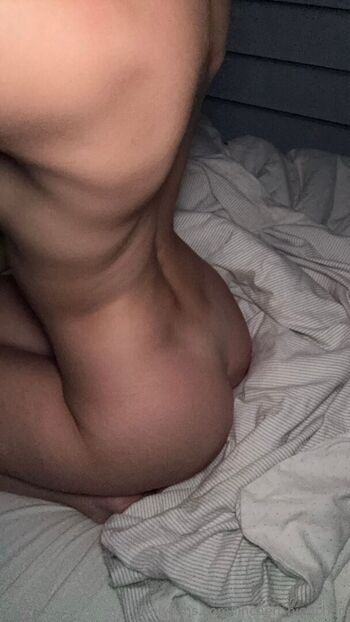 Full leaked Swimsuit babe private onlyfans photo