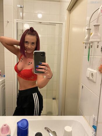 Full leaked Swing babe private onlyfans photo