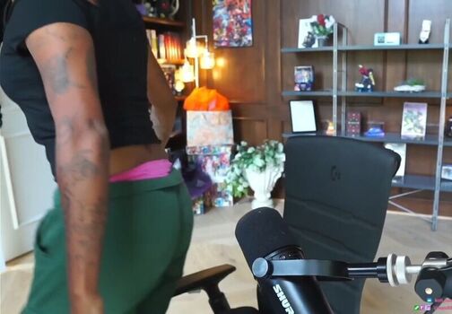 Full leaked Sydeon private onlyfans photo