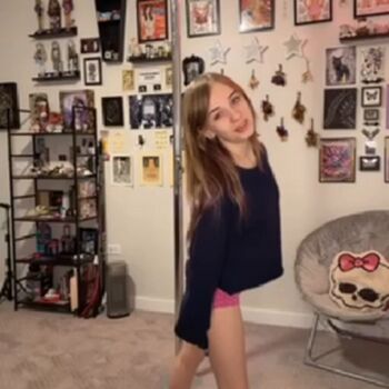 Full leaked Sydizzle private onlyfans photo