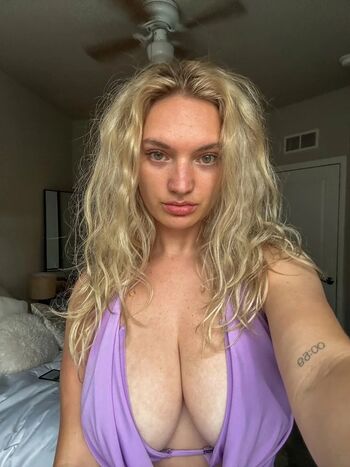Full leaked Sydney calhoun private onlyfans photo