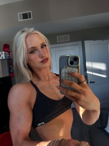 Full leaked Sydney freeman private onlyfans photo