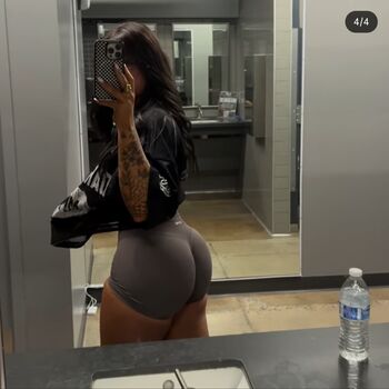 Full leaked Sydney miller private onlyfans photo