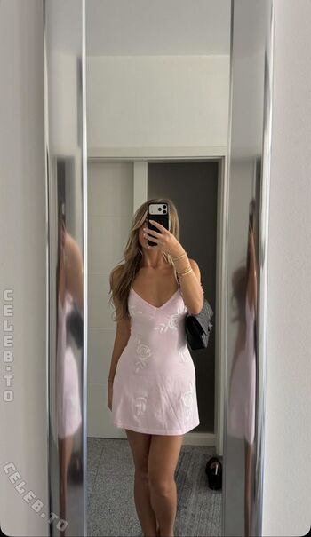 Full leaked Sydney ramolla private onlyfans photo