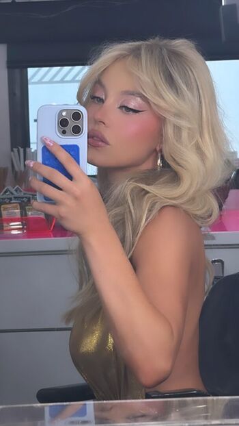 Full leaked Sydney sweeney page private onlyfans photo