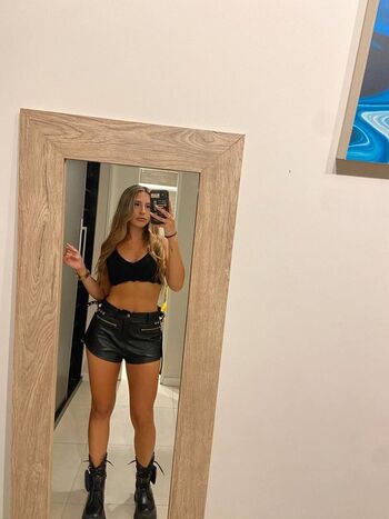 Full leaked Sydneydyerx private onlyfans photo