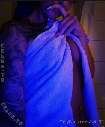 Full leaked Syiiiaaa private onlyfans photo