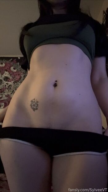 Full leaked Sylveevt private onlyfans photo