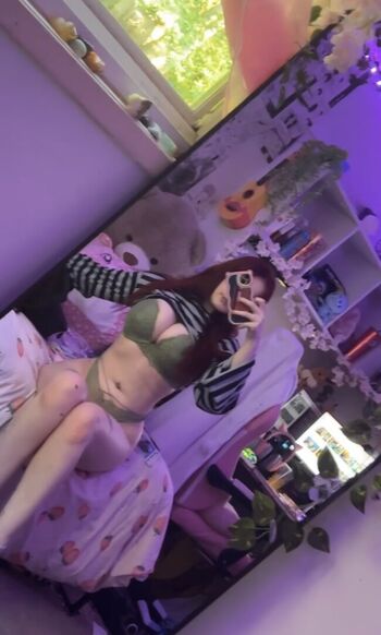 Full leaked Sylvieexo private onlyfans photo