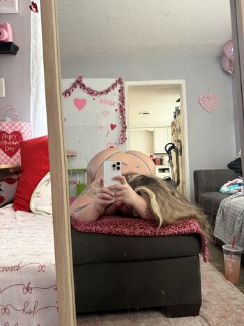 Full leaked Tahcake private onlyfans photo