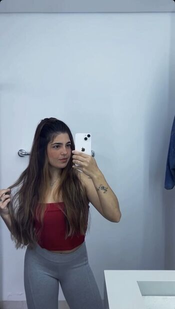 Full leaked Tain oliveira private onlyfans photo