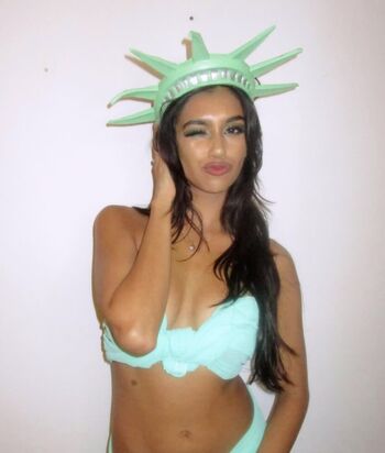 Full leaked Talkswithjewlz private onlyfans photo