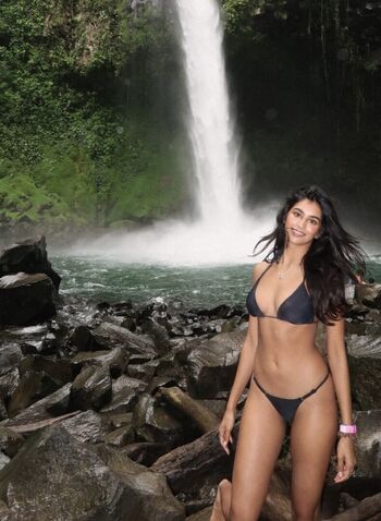 Full leaked Talkswithjewlz private onlyfans photo