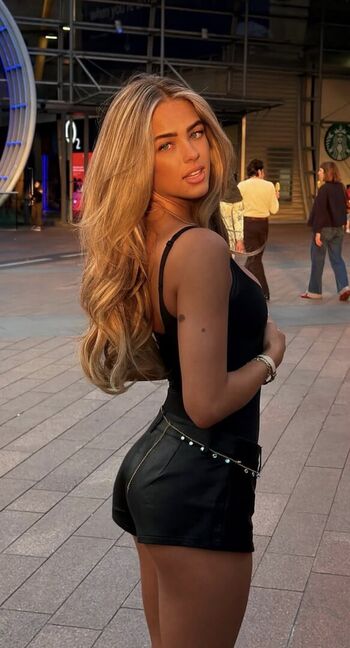 Full leaked Tallulah metcalfe private onlyfans photo