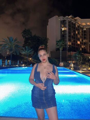 Full leaked Talyadiyorlar private onlyfans photo