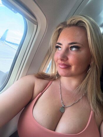 Full leaked Tamara elder page private onlyfans photo