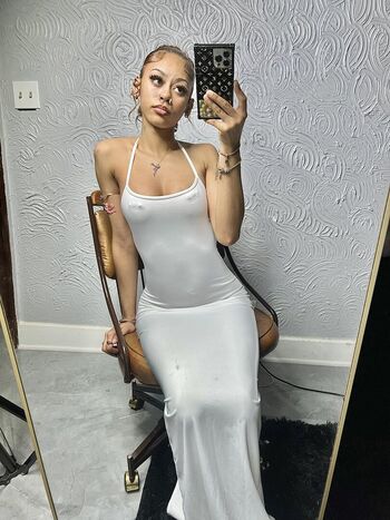 Full leaked Tameliaalexus private onlyfans photo