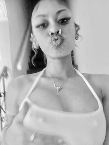 Full leaked Tameliaalexus private onlyfans photo