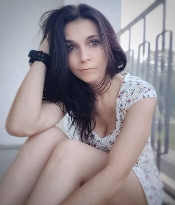 Full leaked Tania derveaux page private onlyfans photo