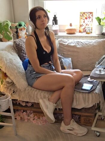 Full leaked Tania derveaux page private onlyfans photo