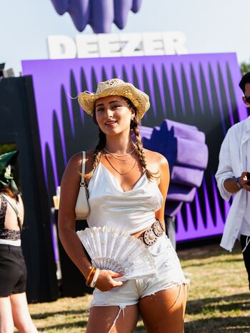 Full leaked Tania koh lanta page private onlyfans photo