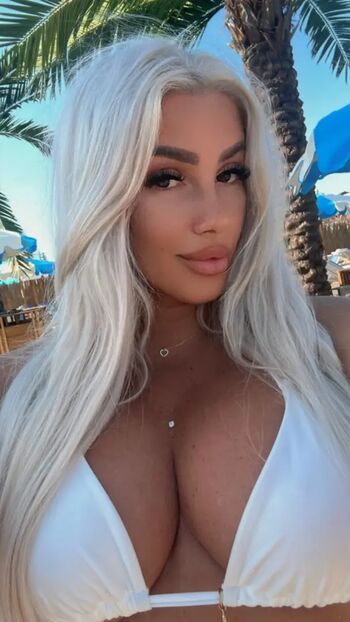 Full leaked Tanyamonro private onlyfans photo