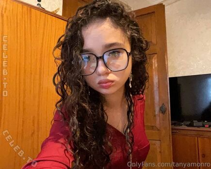 Full leaked Tanyamonro private onlyfans photo