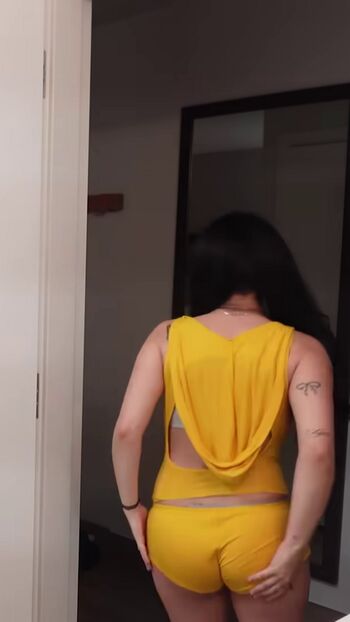 Full leaked Tara yummy page private onlyfans photo