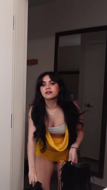 Full leaked Tara yummy page private onlyfans photo