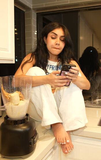 Tara Yummy