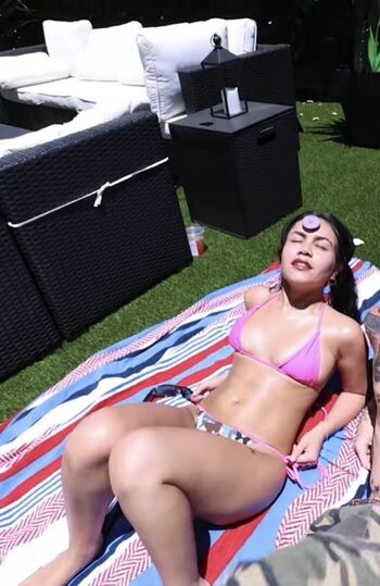 Full leaked Tara yummy page private onlyfans photo