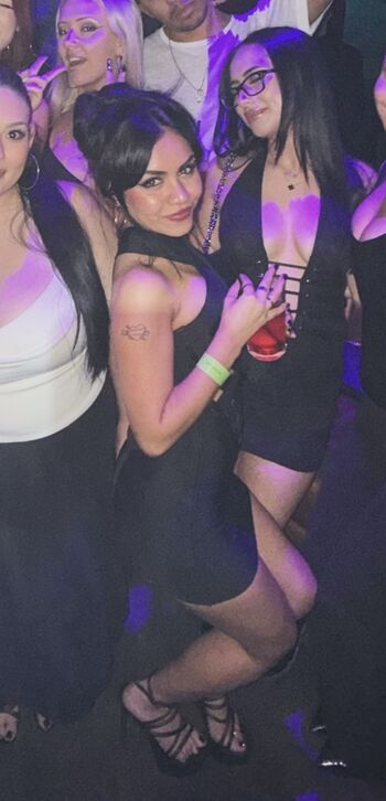 Full leaked Tara yummy private onlyfans photo
