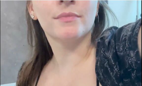 Full leaked Tarathewitch private onlyfans photo