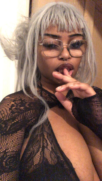 Full leaked Tasteofren private onlyfans photo